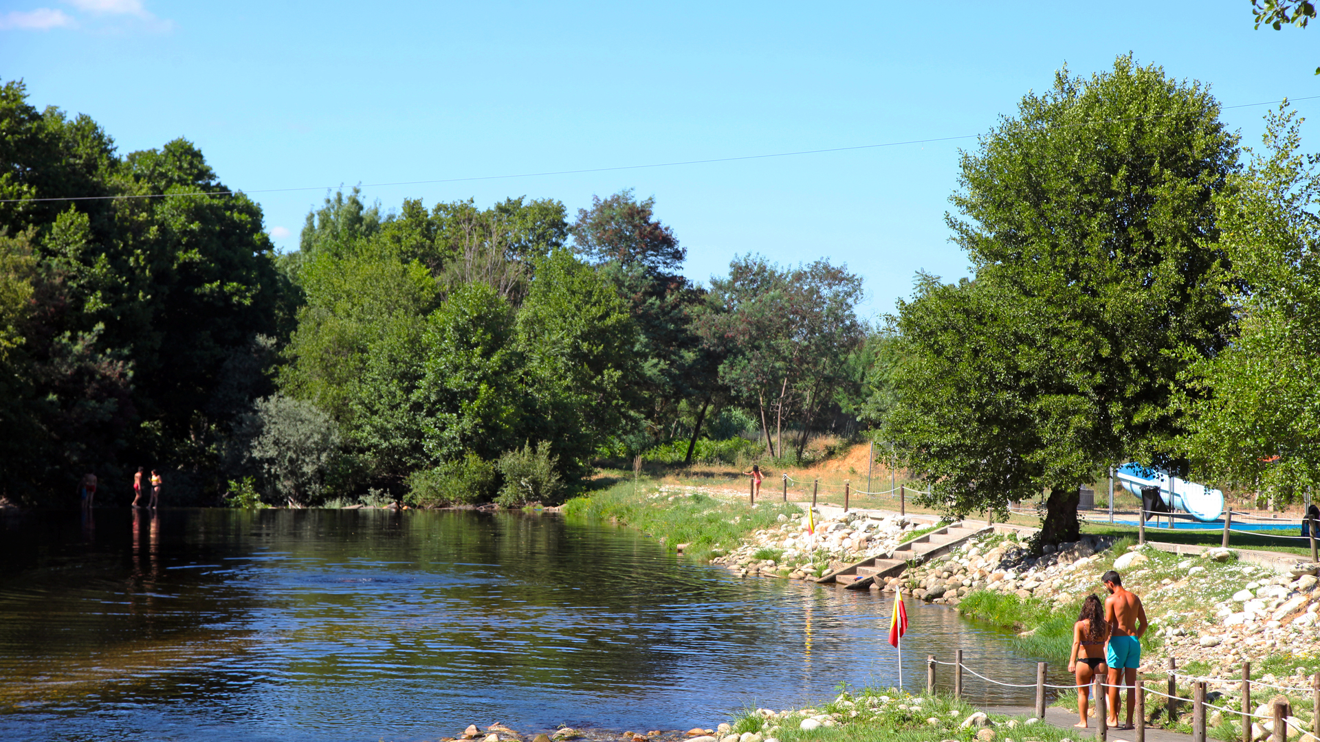 Praia Fluvial de Aldeia Viçosa;