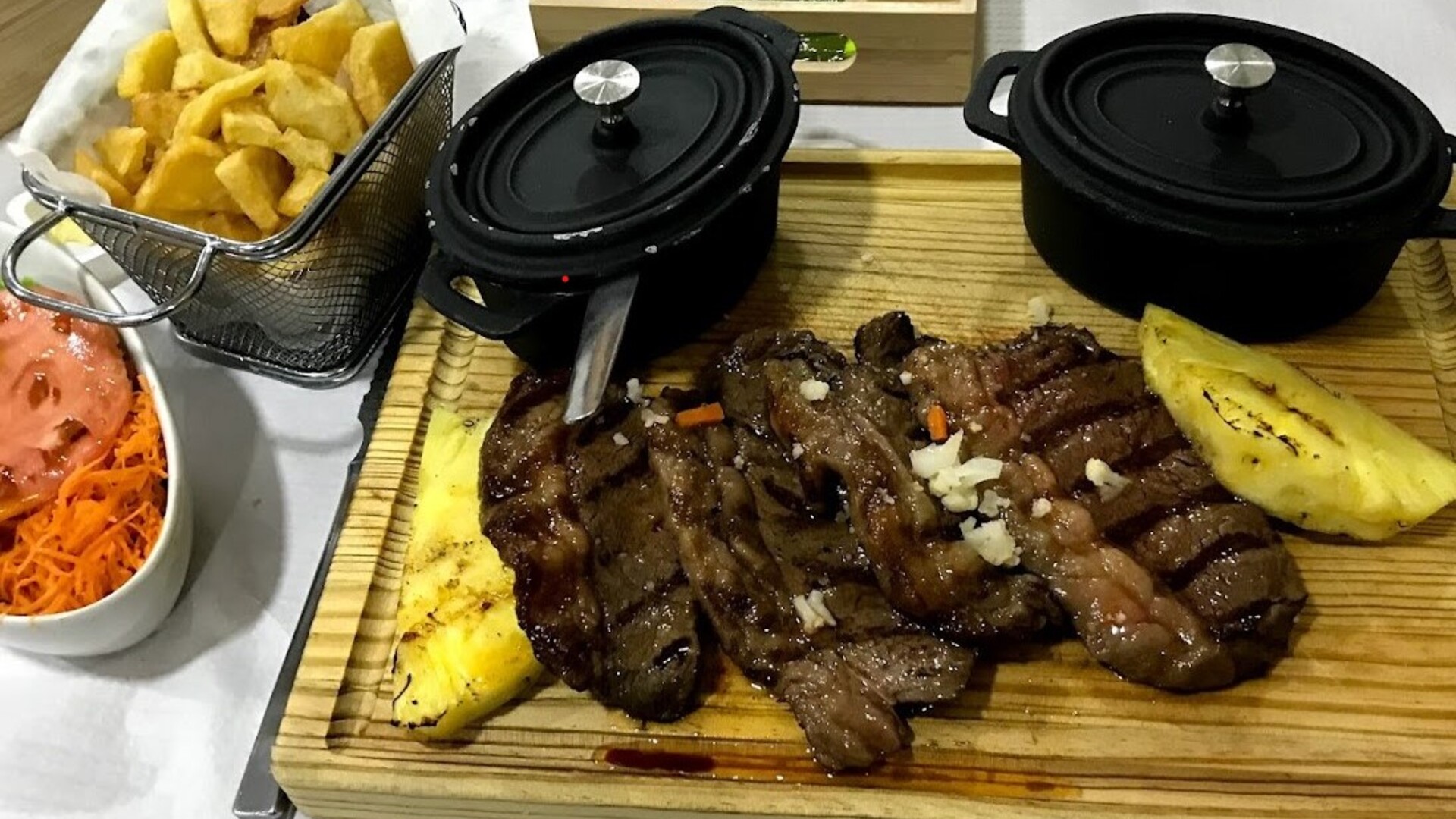 Restaurant Mondego;