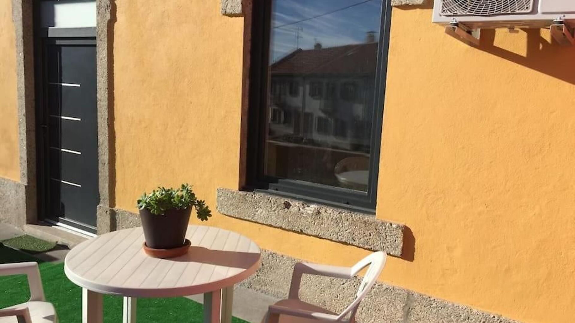 fonte: rustico e serrano;