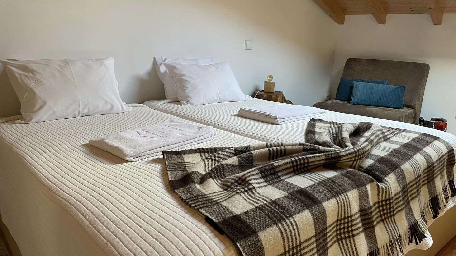 Casas Retiro de Xisto (Videmonte);