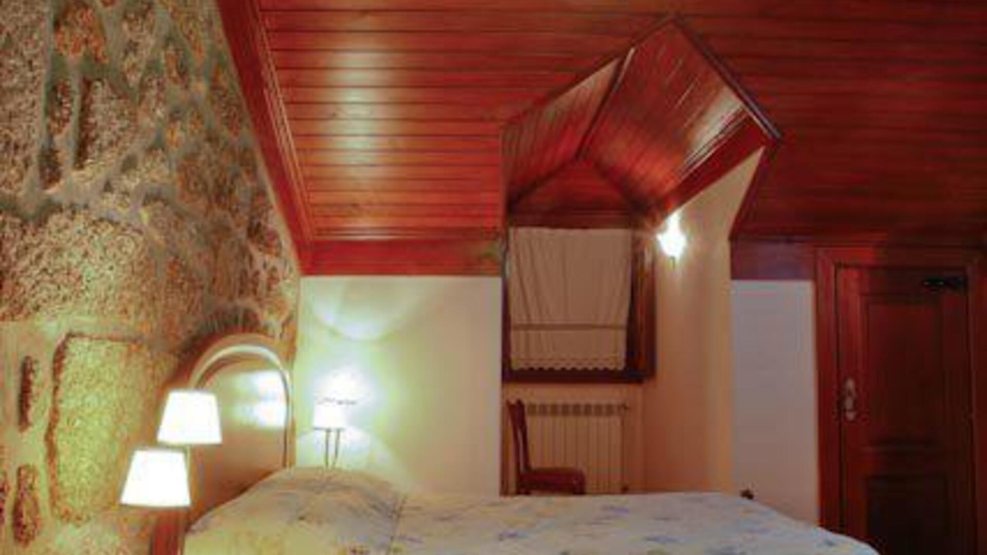Casa do Cipreste (Fernão Joanes);