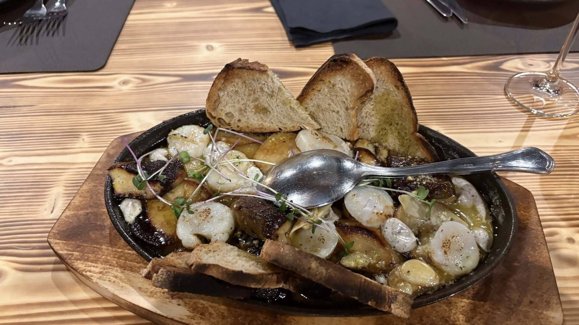 Restaurante Com'n tradição (Santa Cruz);