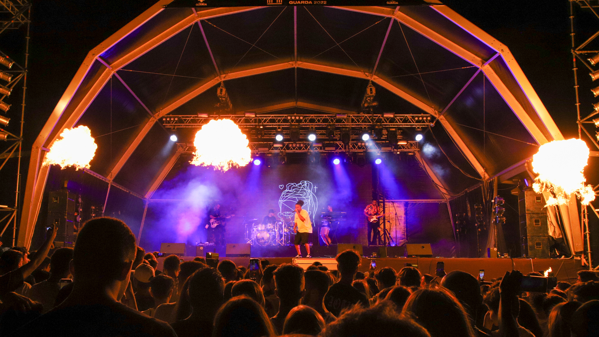 festas da cidade;