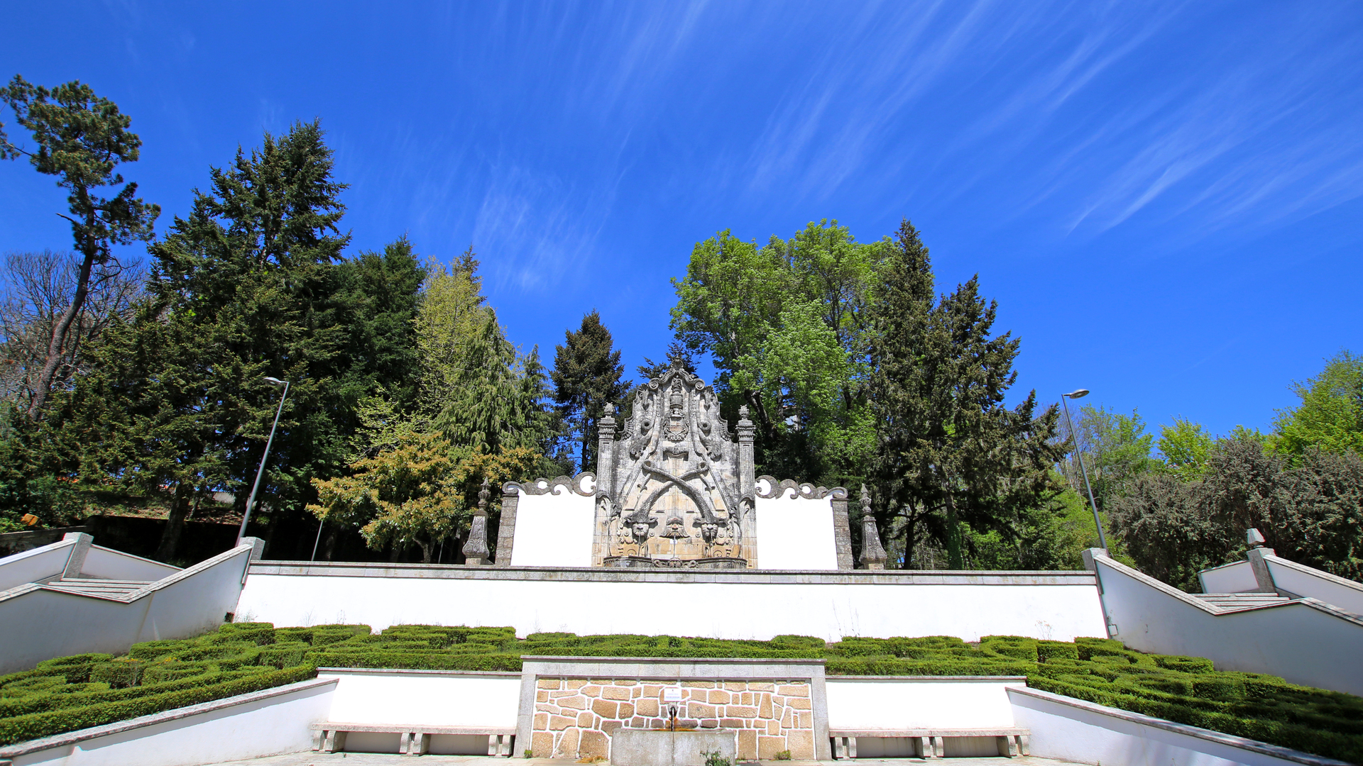 Alameda et Fontaine de Santo André;