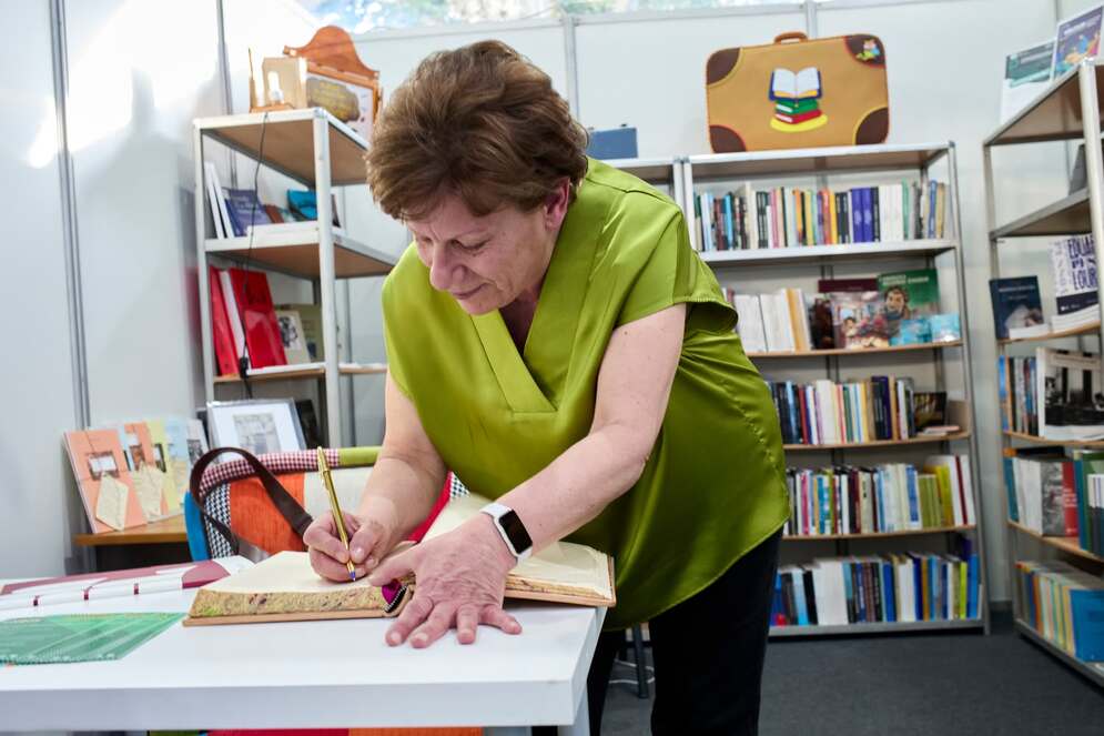 guarda livros