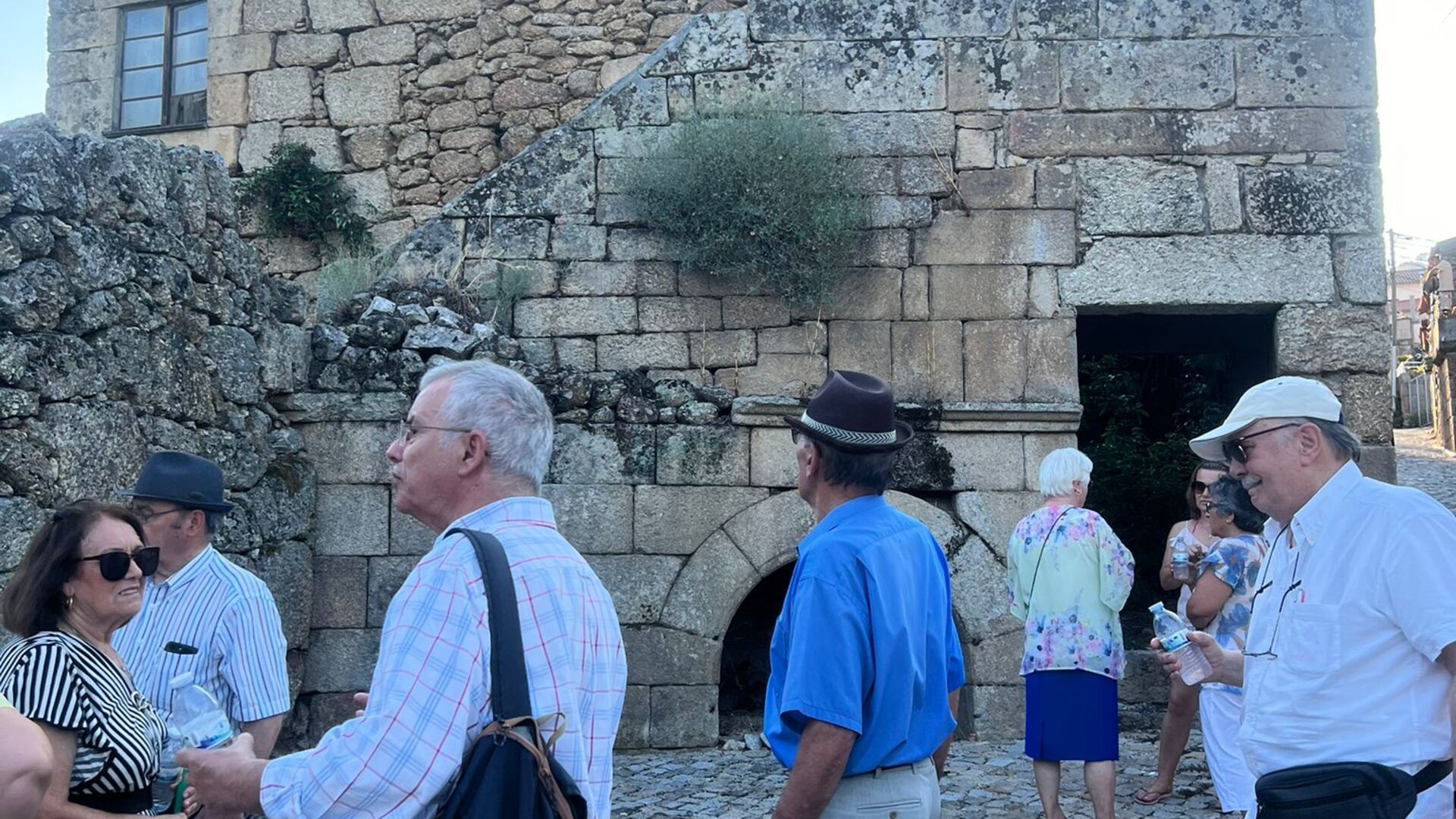 Visita Comentada a Aldeia Viçosa;