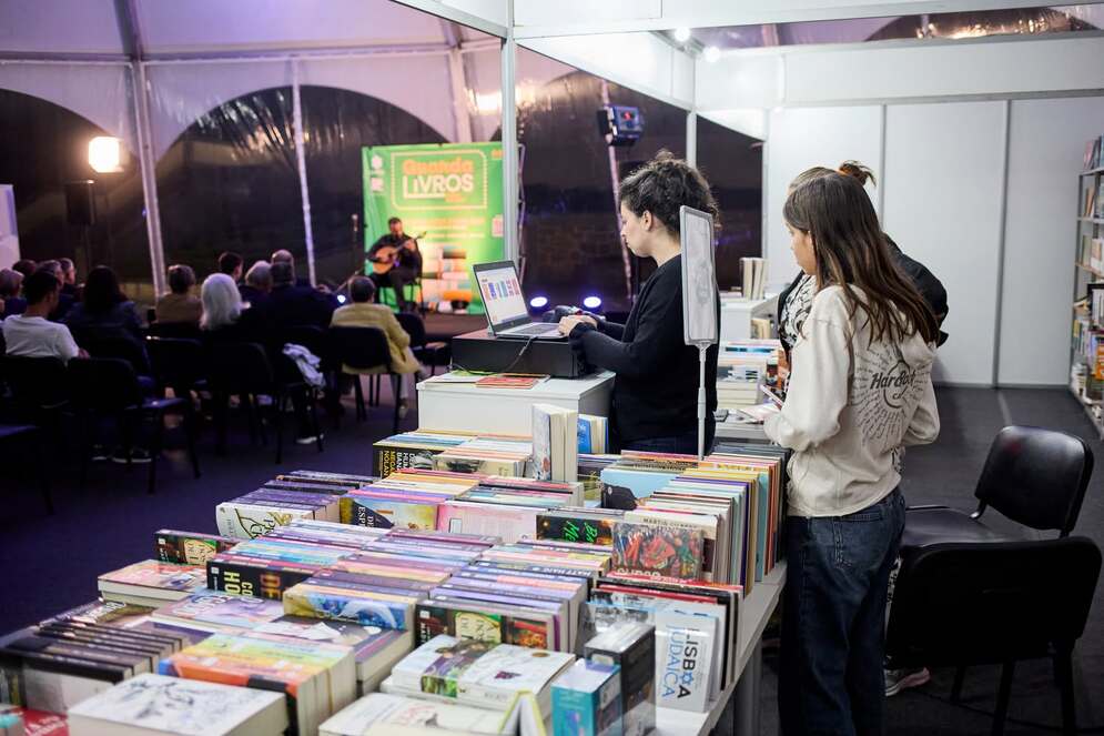 guarda livros